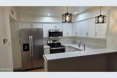 1717 E Union Hills Drive #1095, Phoenix, AZ 85024 - Photo 6