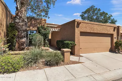 1010 E Lois Lane, Phoenix, AZ 85020 - Photo 4