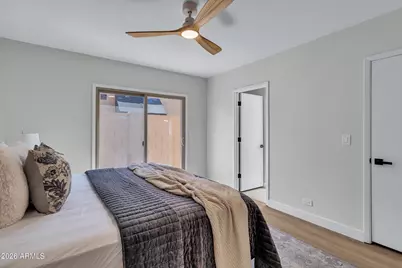 1010 E Lois Lane, Phoenix, AZ 85020 - Photo 20