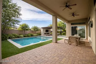 1529 W Laurel Greens Ct, Phoenix, AZ 85086 - Photo 4