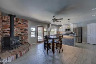 18225 N 29th Dr, Phoenix, AZ 85053 - Photo 10