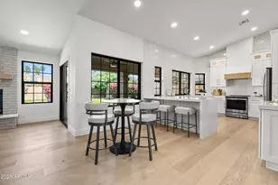 8572 E San Felipe Dr, Scottsdale, AZ 85258 - Photo 10