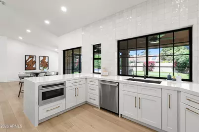 8572 E San Felipe Drive, Scottsdale, AZ 85258 - Photo 14