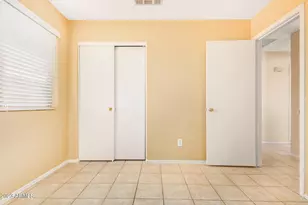 8548 W Hatcher Rd, Peoria, AZ 85345 - Photo 26