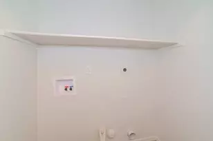 323 N Ocean Dr, Gilbert, AZ 85233 - Photo 10