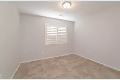 323 N Ocean Drive, Gilbert, AZ 85233 - Photo 14