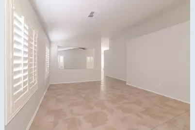 323 N Ocean Drive, Gilbert, AZ 85233 - Photo 2