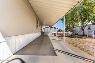 2200 N Delaware Dr, Apache Junction, AZ 85120 - Photo 8