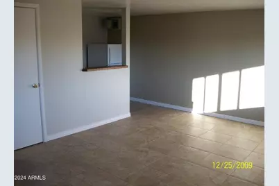 1038 E El Caminito Drive #Apt 3, Phoenix, AZ 85020 - Photo 1