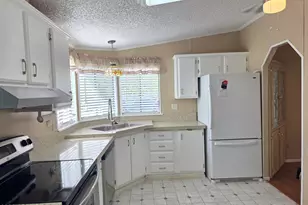 2233 E Behrend Dr, Phoenix, AZ 85024 - Photo 8