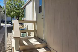 2233 E Behrend Dr, Phoenix, AZ 85024 - Photo 40