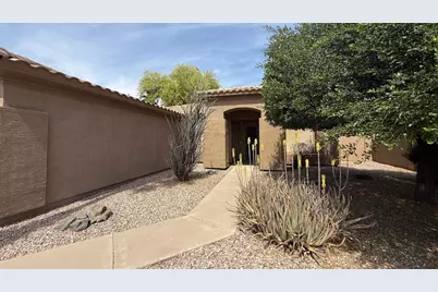 432 W Carob Drive, Chandler, AZ 85248 - Photo 24