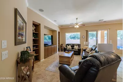 28573 N 128th Drive, Peoria, AZ 85383 - Photo 4