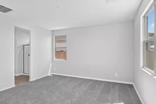 26101 N 170th Ave, Surprise, AZ 85387 - Photo 12