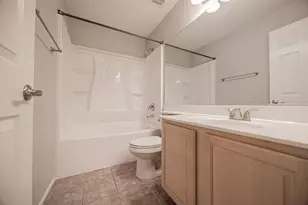 873 W Tremaine Ave, Gilbert, AZ 85233 - Photo 48