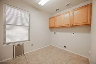 873 W Tremaine Ave, Gilbert, AZ 85233 - Photo 68