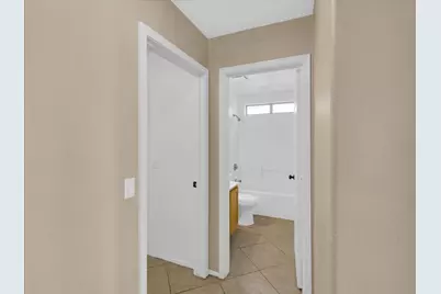 13620 N 82nd Lane, Peoria, AZ 85381 - Photo 12