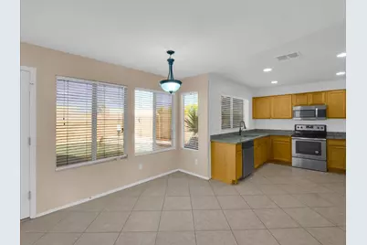 13620 N 82nd Lane, Peoria, AZ 85381 - Photo 16