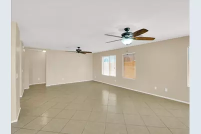 13620 N 82nd Lane, Peoria, AZ 85381 - Photo 8
