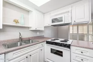 4848 N Woodmere Fairway, Scottsdale, AZ 85251 - Photo 18