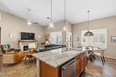 8456 W Quail Track Drive, Peoria, AZ 85383 - Photo 16