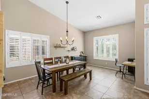 8456 W Quail Track Dr, Peoria, AZ 85383 - Photo 2
