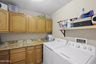 418 E Orchid Ln, Phoenix, AZ 85020 - Photo 24