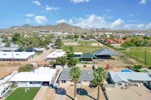 418 E Orchid Ln, Phoenix, AZ 85020 - Photo 28