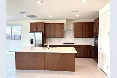 337 E Lindo Lane, San Tan Valley, AZ 85140 - Photo 2