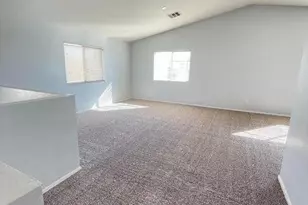 3143 W Jessica Ln, Phoenix, AZ 85041 - Photo 2