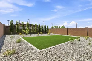 8166 N 80th Ln, Peoria, AZ 85345 - Photo 26