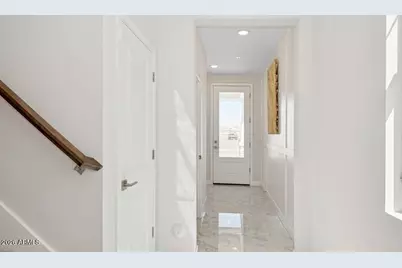 8166 N 80th Lane, Peoria, AZ 85345 - Photo 10