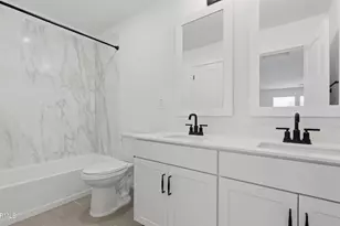 8166 N 80th Ln, Peoria, AZ 85345 - Photo 16