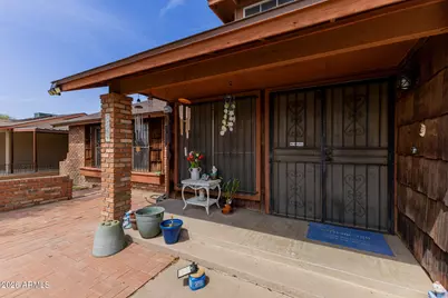 7708 W Flower Street, Phoenix, AZ 85033 - Photo 8