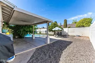 864 W Kilarea Ave, Mesa, AZ 85210 - Photo 14