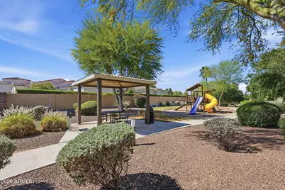 13851 N 74th Avenue, Peoria, AZ 85381 - Photo 6