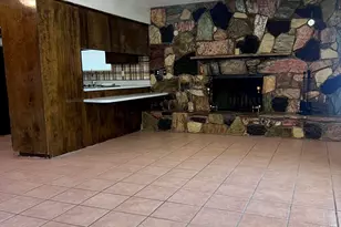 4148 W Caron St, Phoenix, AZ 85051 - Photo 12