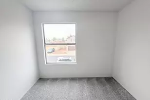 4058 W Chama Dr, Glendale, AZ 85310 - Photo 14