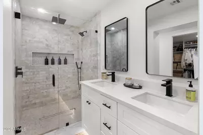3135 N 81st Street, Scottsdale, AZ 85251 - Photo 12