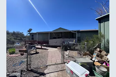 20335 E Wagon Wheel Circle, Black Canyon City, AZ 85324 - Photo 2