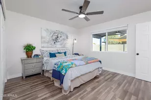 2936 W Michelle Dr, Phoenix, AZ 85053 - Photo 12