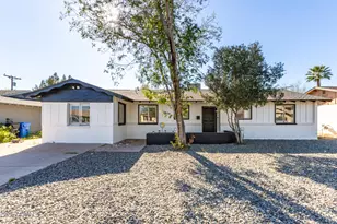 9022 N 18th Dr, Phoenix, AZ 85021 - Photo 2