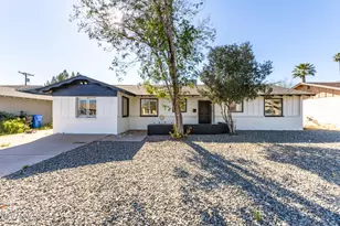 9022 N 18th Dr, Phoenix, AZ 85021 - Photo 1