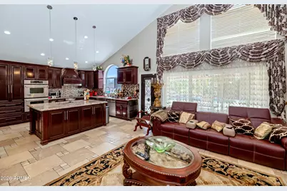 1331 W Beck Lane, Phoenix, AZ 85023 - Photo 6