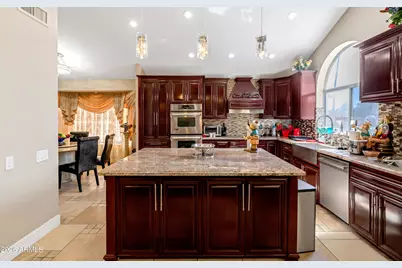 1331 W Beck Lane, Phoenix, AZ 85023 - Photo 8