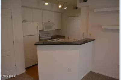 1701 E Colter Street #Unit 313, Phoenix, AZ 85016 - Photo 2