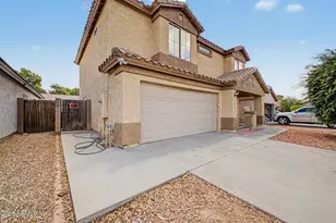 6427 W Cordes Rd, Phoenix, AZ 85043 - Photo 2