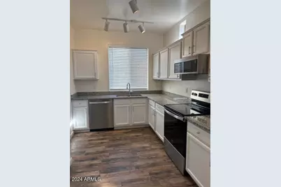 3855 E Flower Street, Gilbert, AZ 85298 - Photo 8