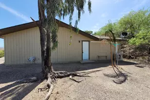 350 Los Altos Dr, Wickenburg, AZ 85390 - Photo 2