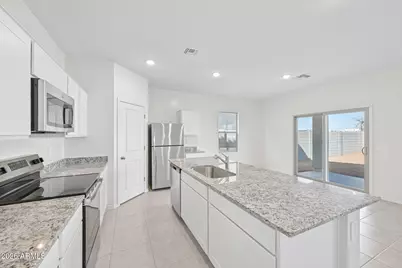 6431 S 78th Lane, Phoenix, AZ 85043 - Photo 2